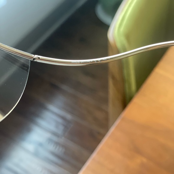 Givenchy sunglasses - Picture 6 of 6